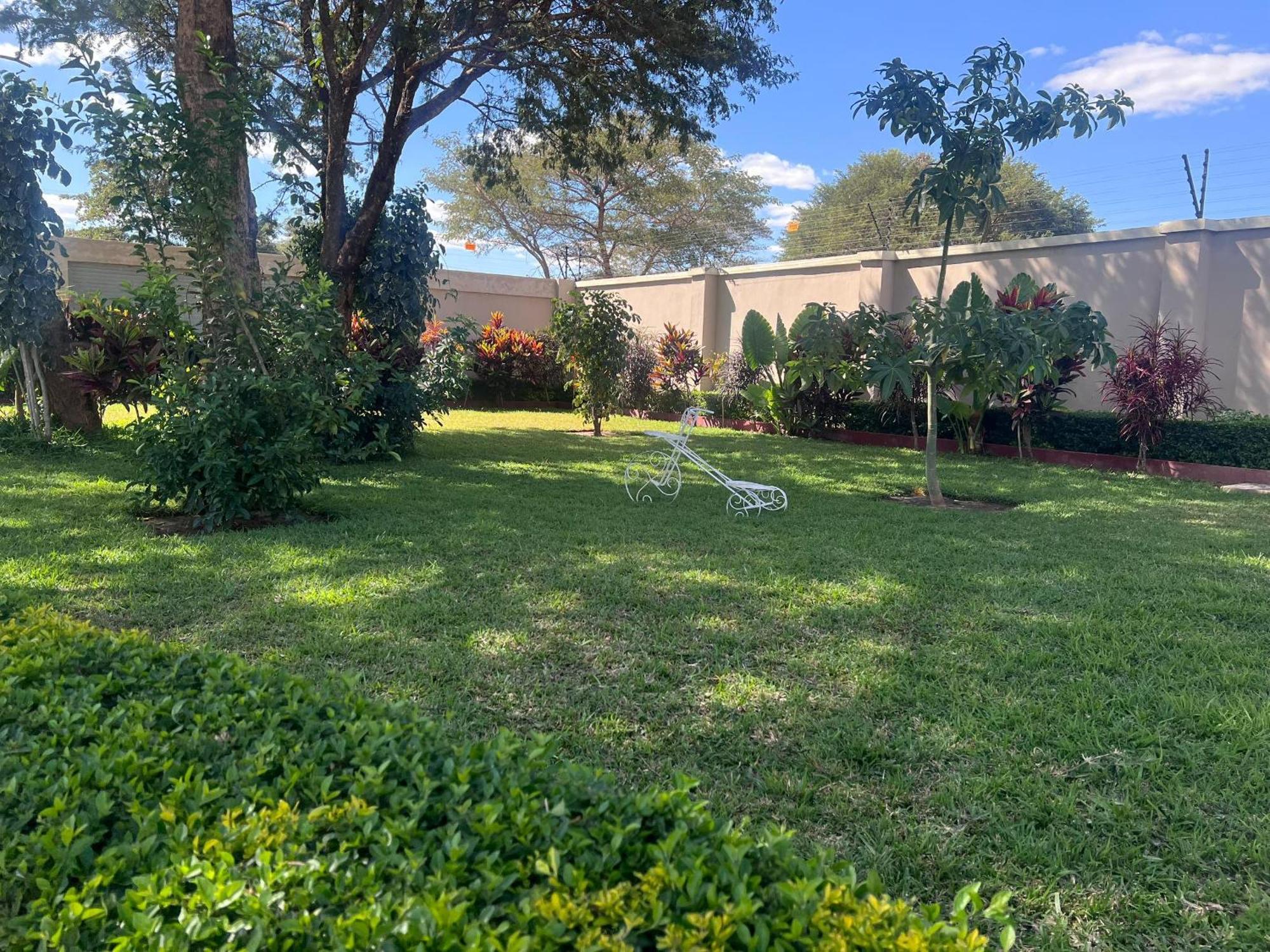 Kasbek Lodge And Tours Lusaka Eksteriør billede