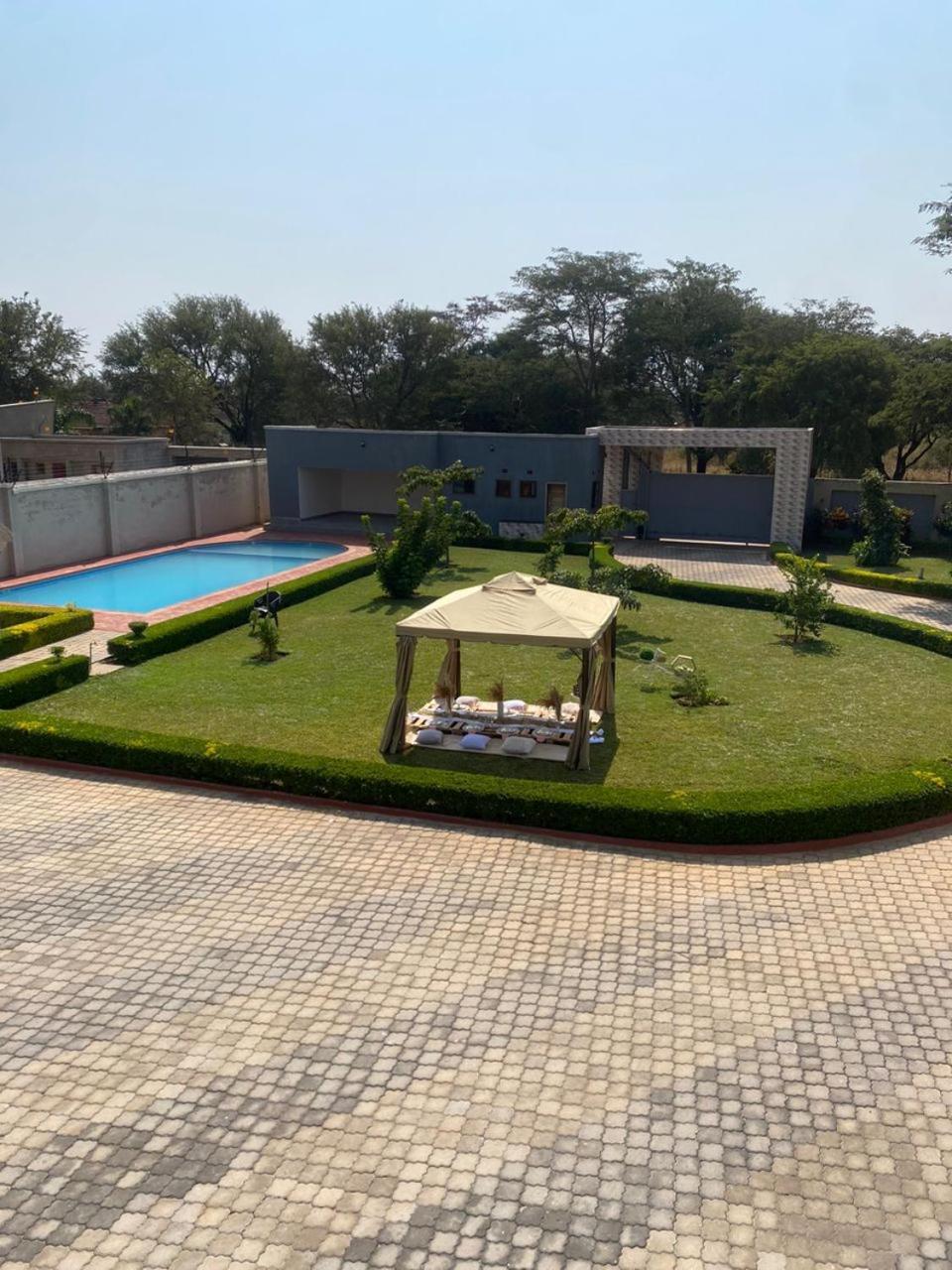 Kasbek Lodge And Tours Lusaka Eksteriør billede